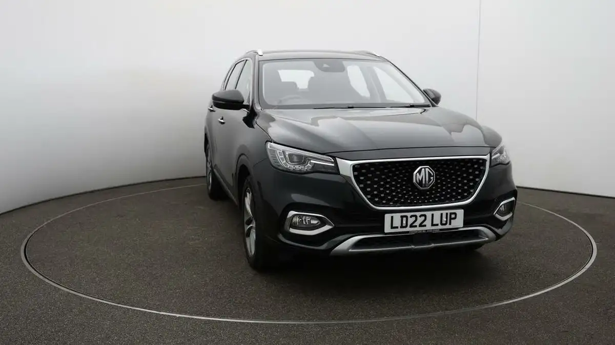 2022-mg-hs-15t-gdi-exclusive-162ps-big-34