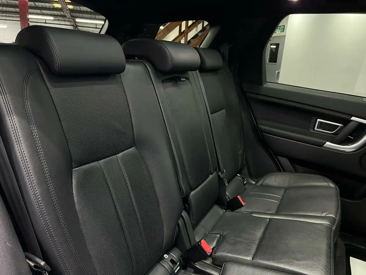 2019-land-rover-discovery-sport-20td4-landmark-big-62