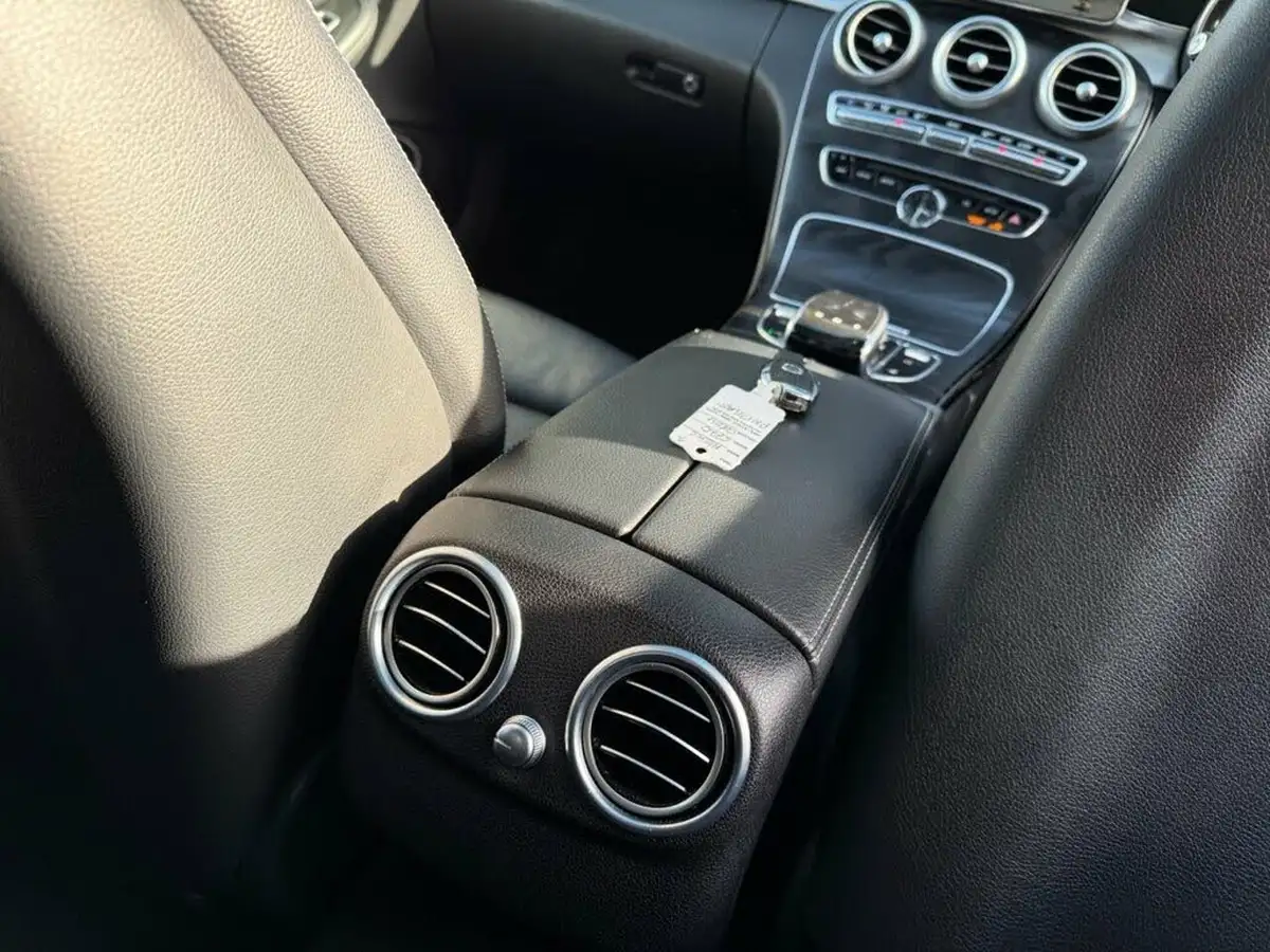 2017-mercedes-benz-c-class-21d-c220d-amg-line-premiumss-coupe-2d-9g-tronic-plus-big-26