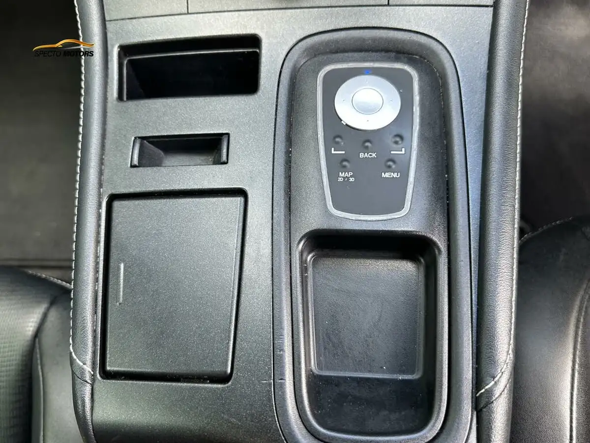 2013-lexus-ct-200h-18-advance-big-63