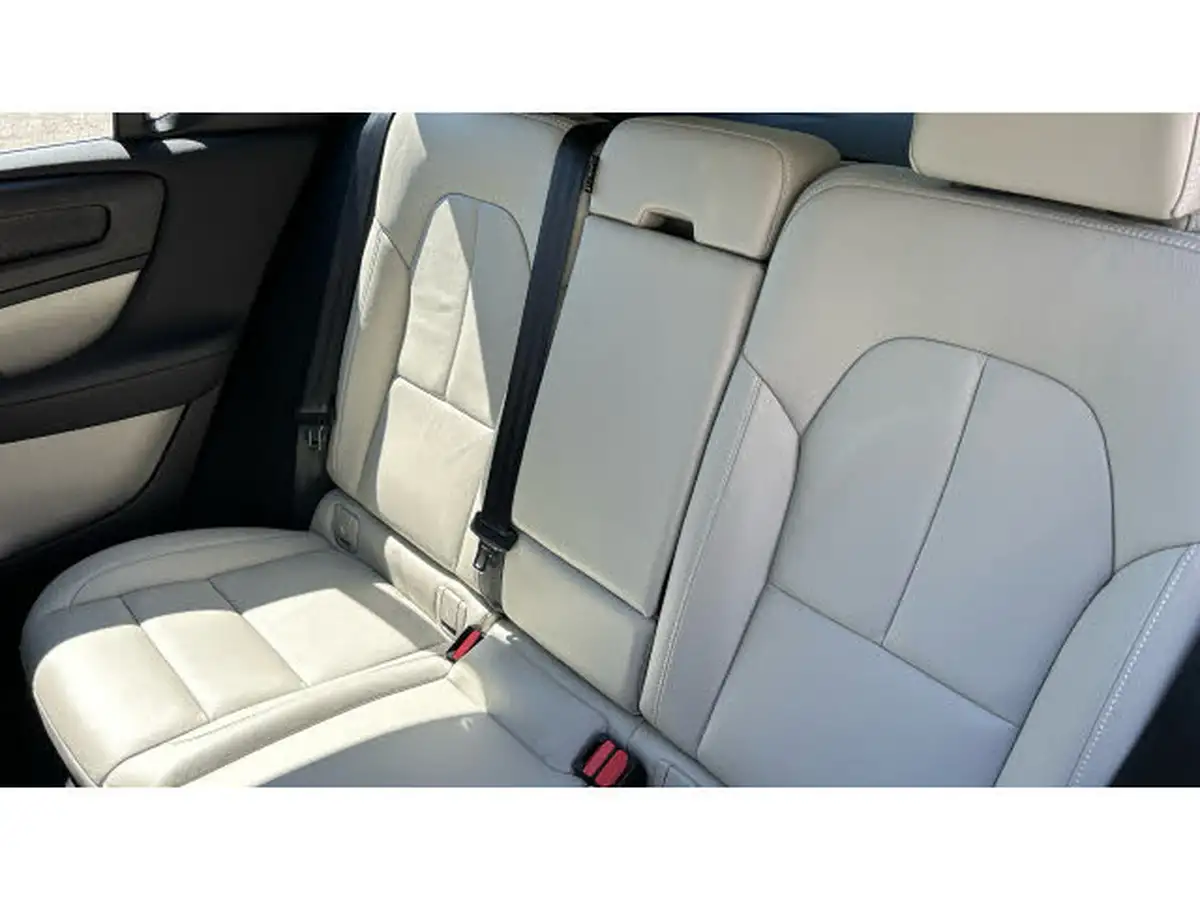 2022-volvo-xc40-15-t5-inscription-pro-big-32