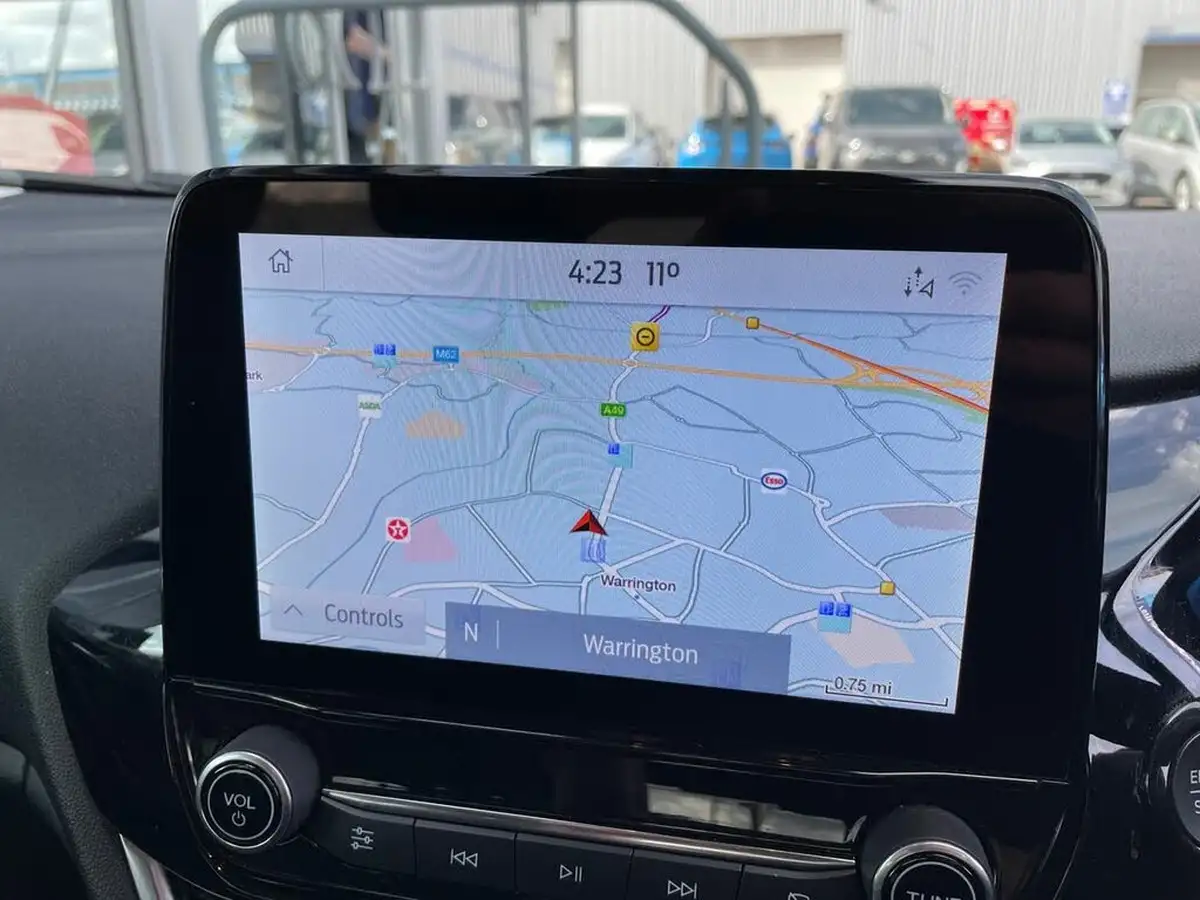 2022-ford-fiesta-10t-titanium-125ps-hybrid-mhev-big-16
