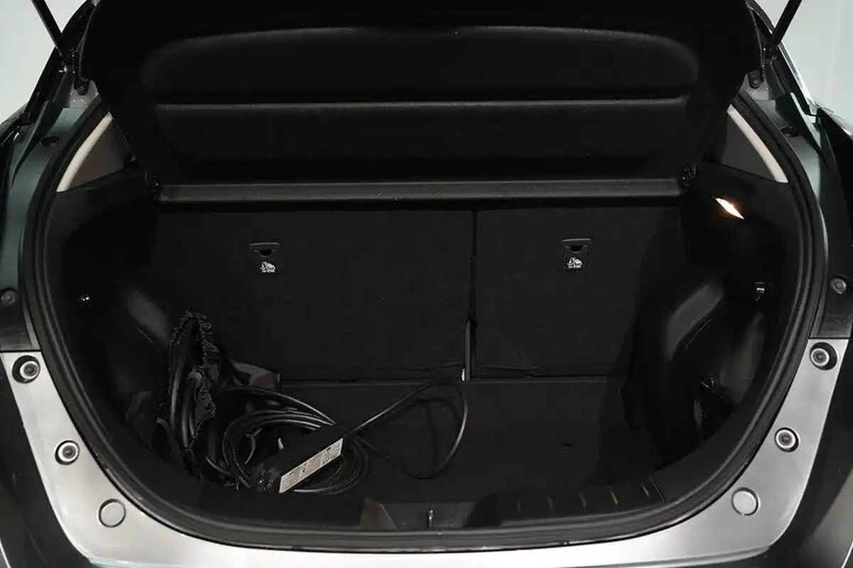 2023-nissan-leaf-e-n-connecta-39kwh-big-16