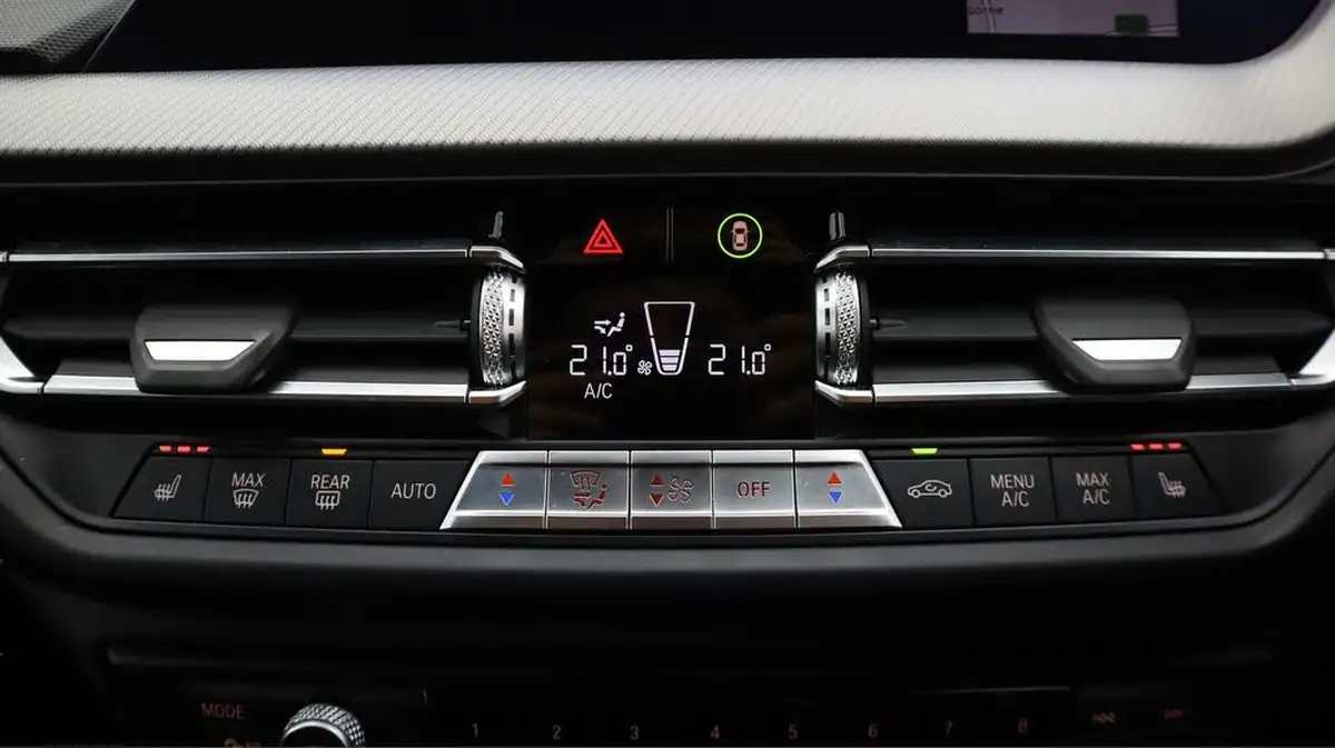 2020-bmw-1-series-20td-118d-m-sport-auto-big-12