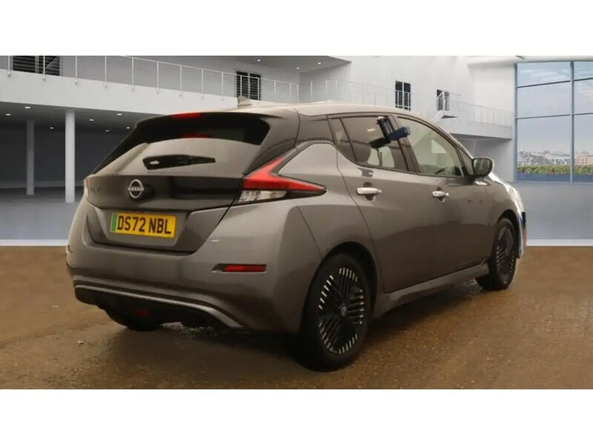 2022-nissan-leaf-e-n-connecta-39kwh-big-4