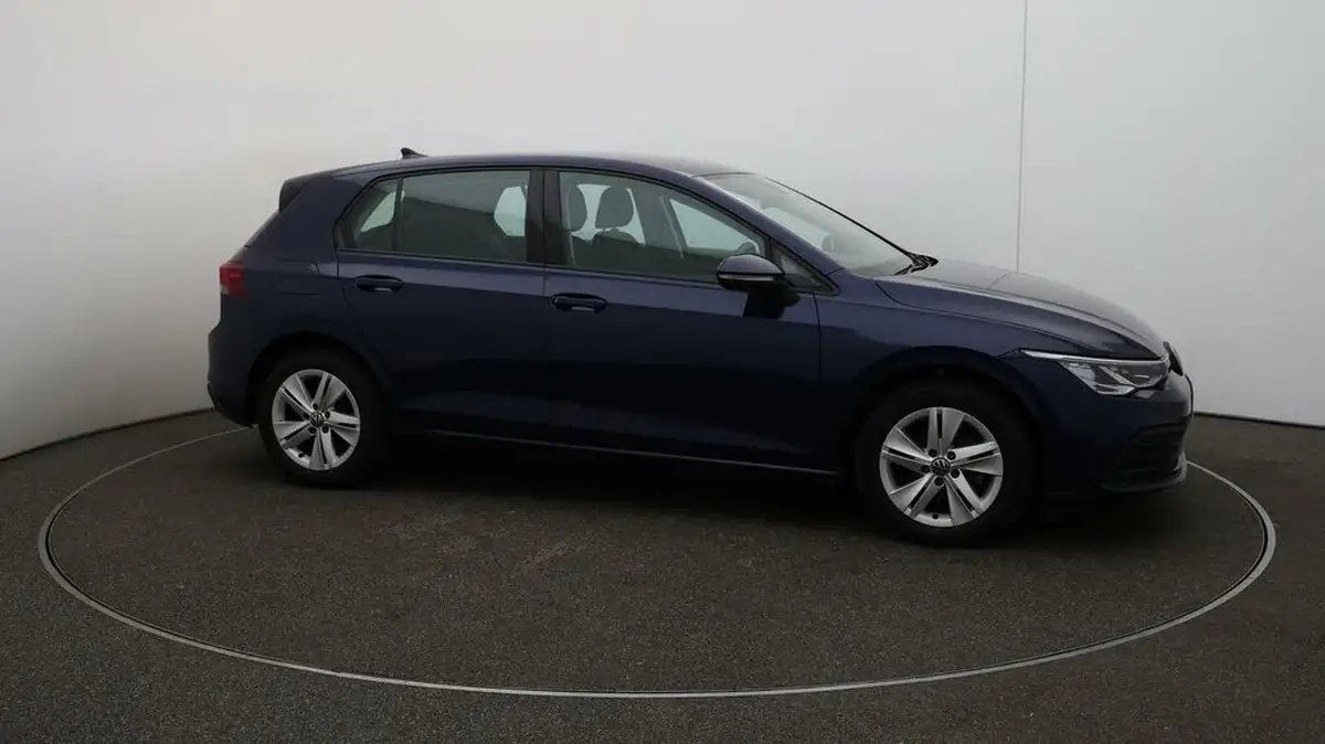 2022-volkswagen-golf-15-tsi-life-130ps-hatchback-big-38