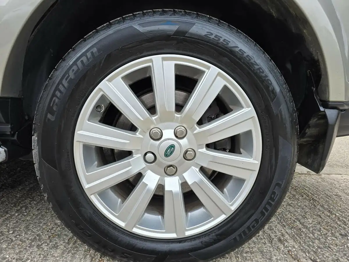 2011-land-rover-discovery-4-30td-hse-255bhp-4x4-auto-big-39