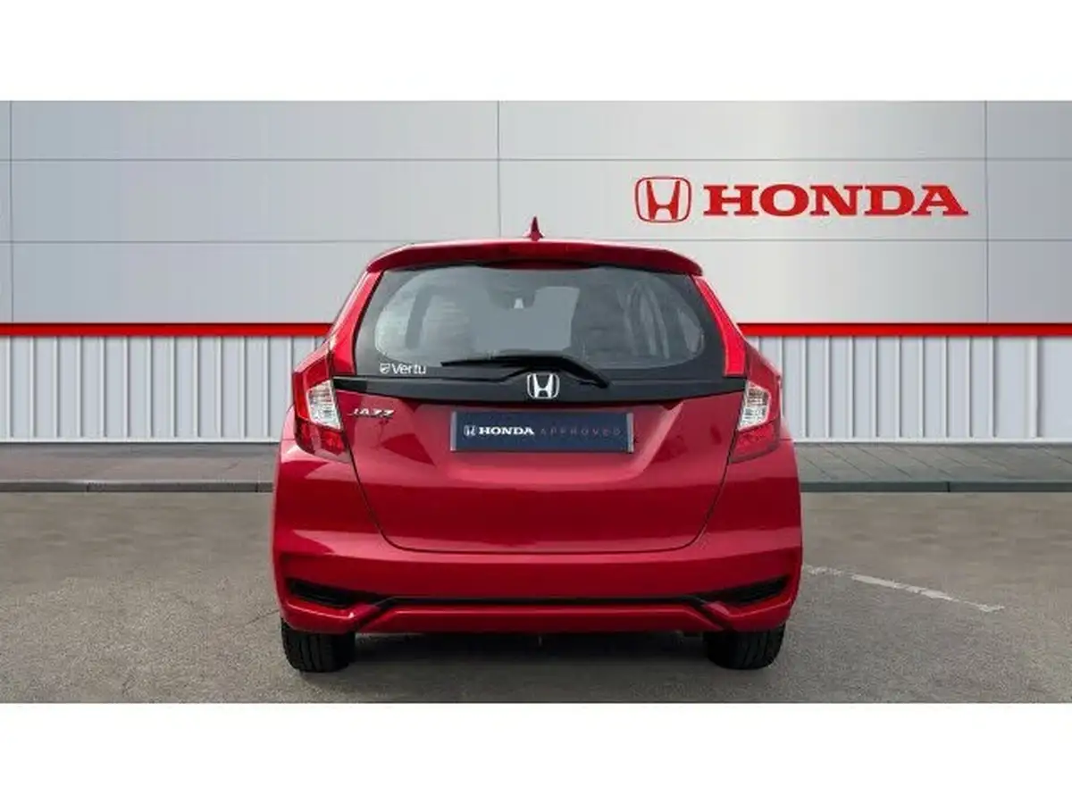 2019-honda-jazz-13-i-vtec-se-cvt-big-6