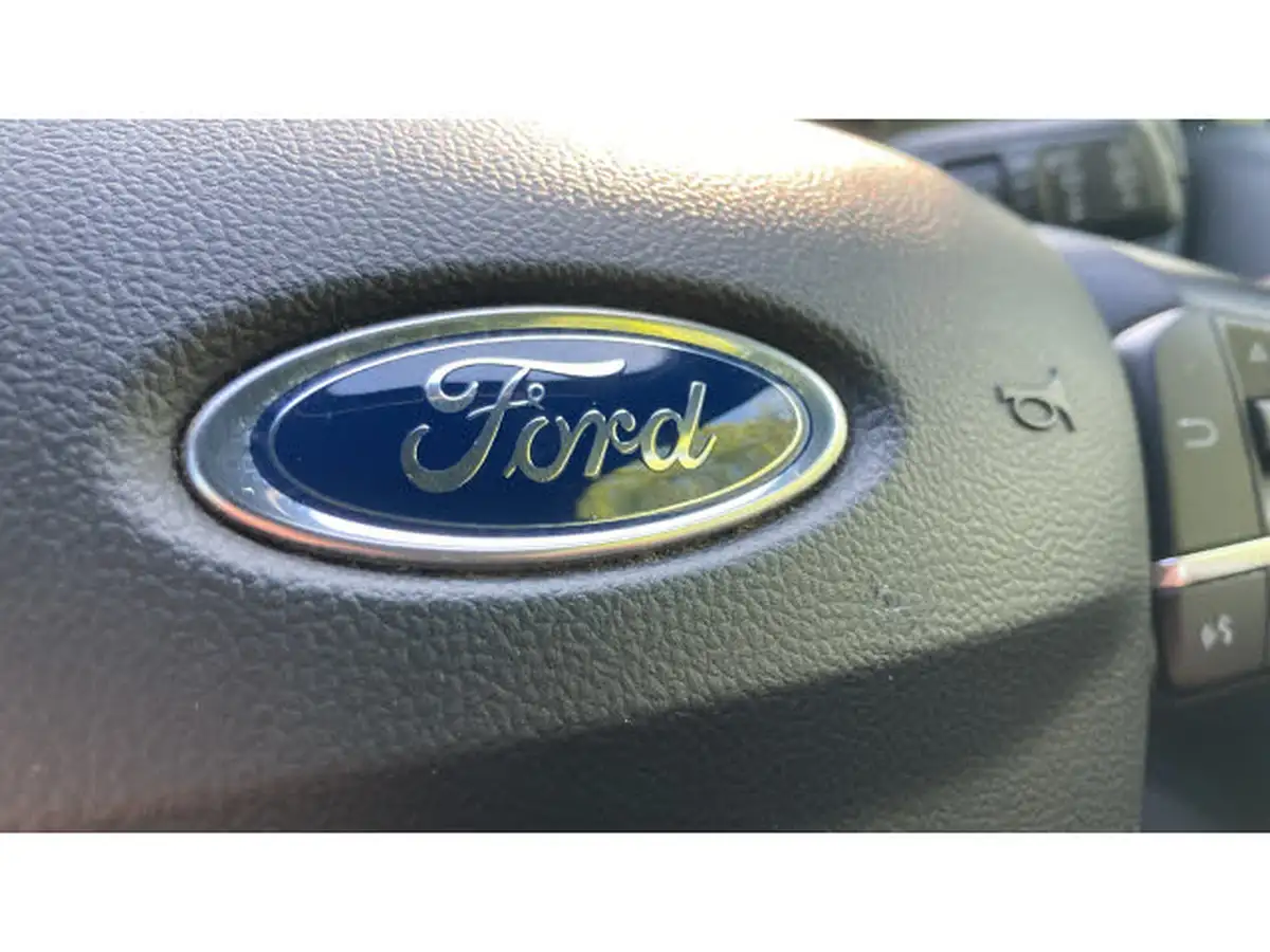 2019-ford-focus-10t-st-line-hatchback-auto-big-27