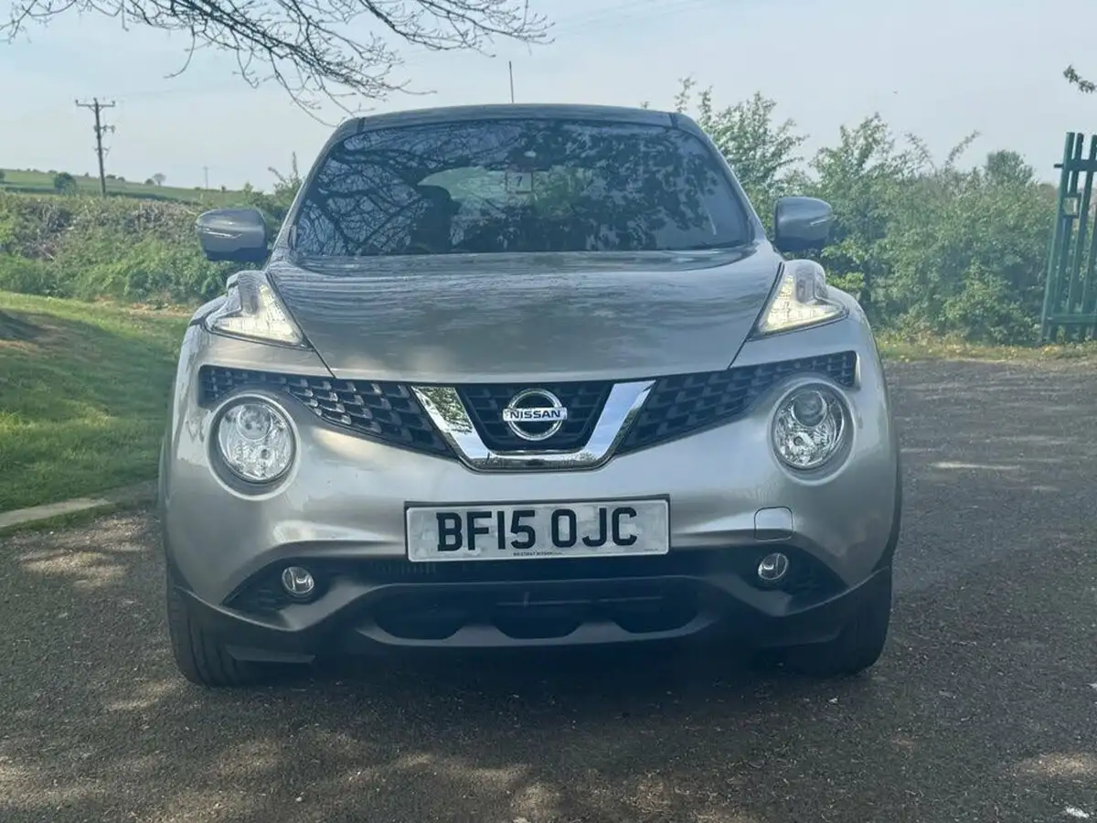 2015-nissan-juke-12-tekna-big-2