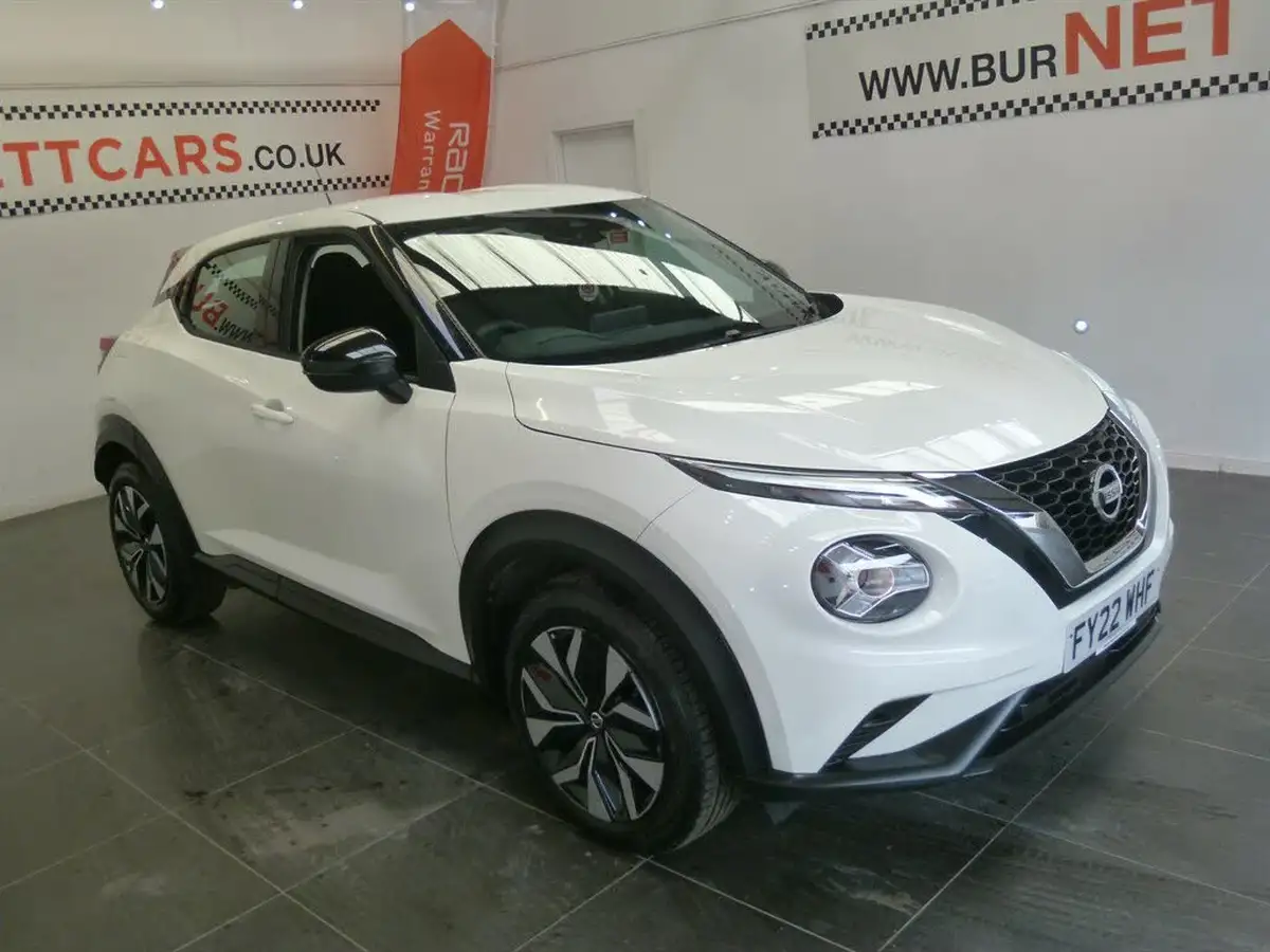 2022-nissan-juke-10-dig-t-acenta-big-2