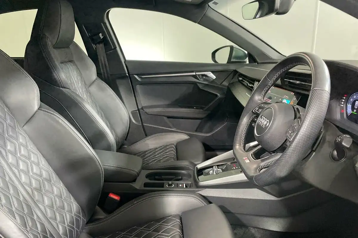 2022-audi-s3-20-tfsi-saloon-4d-big-27