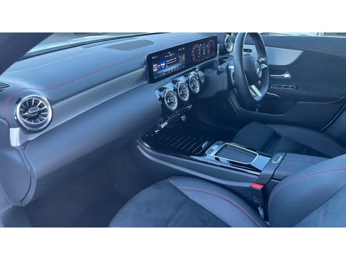 2024-mercedes-benz-cla-13-cla-200-amg-line-executive-coupe-4d-big-8
