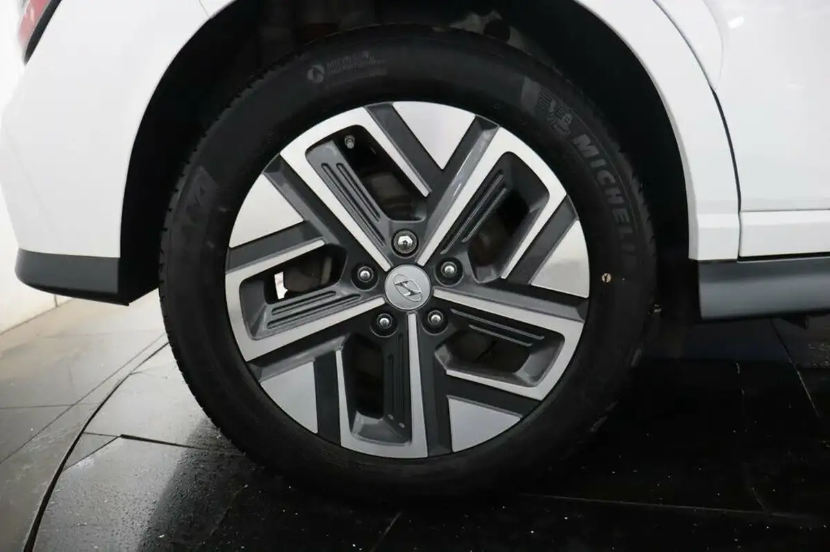 2021-hyundai-kona-e-premium-204ps-64kwh-7kw-obc-big-35