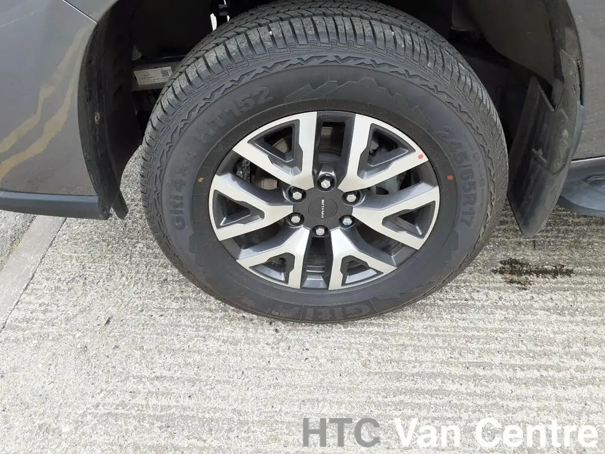2023-maxus-t90ev-e-8855kwh-big-4