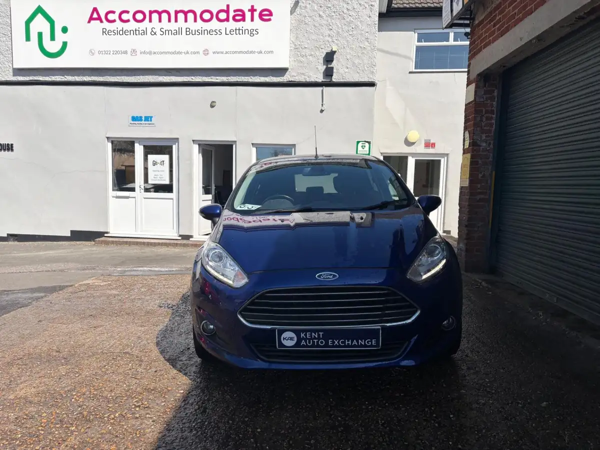 2016-ford-fiesta-10t-titanium-x-125ps-ss-5d-big-4