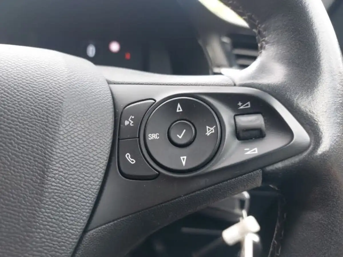 2022-vauxhall-corsa-12i-elite-edition-big-12