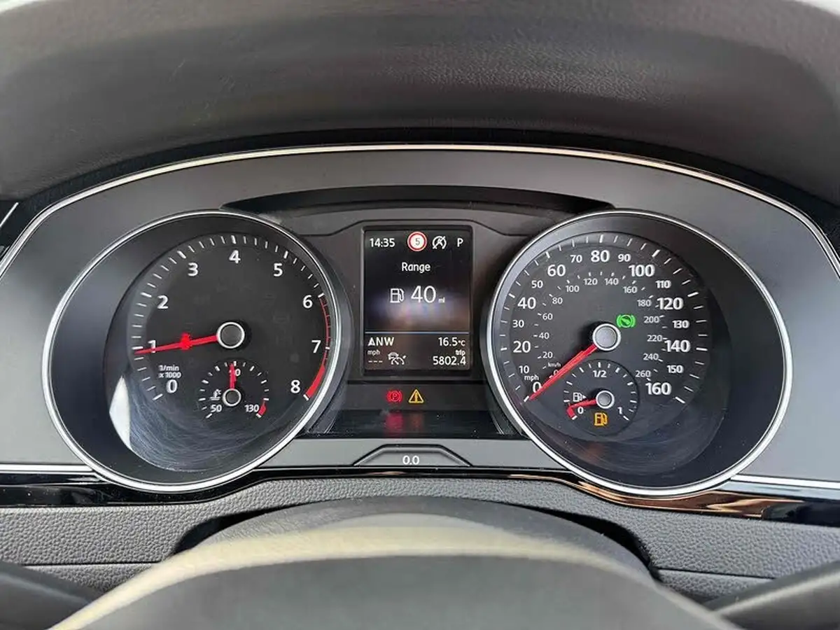 2020-volkswagen-passat-15-tsi-r-line-estate-5d-dsg-big-27