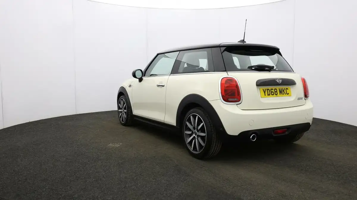 2018-mini-cooper-15-cooper-series-ii-ss-hatchback-3d-big-35