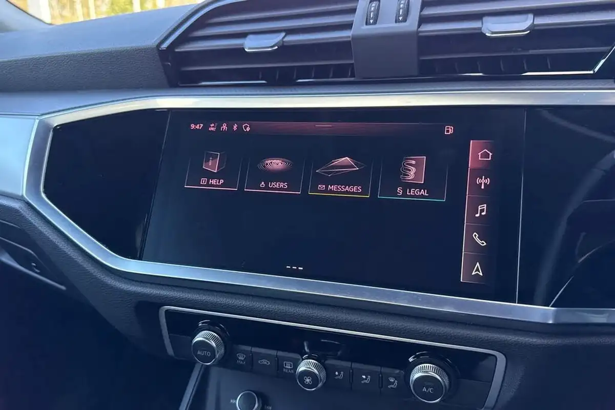 2022-audi-q3-15-35-tfsi-technik-cod-s-tronic-big-39