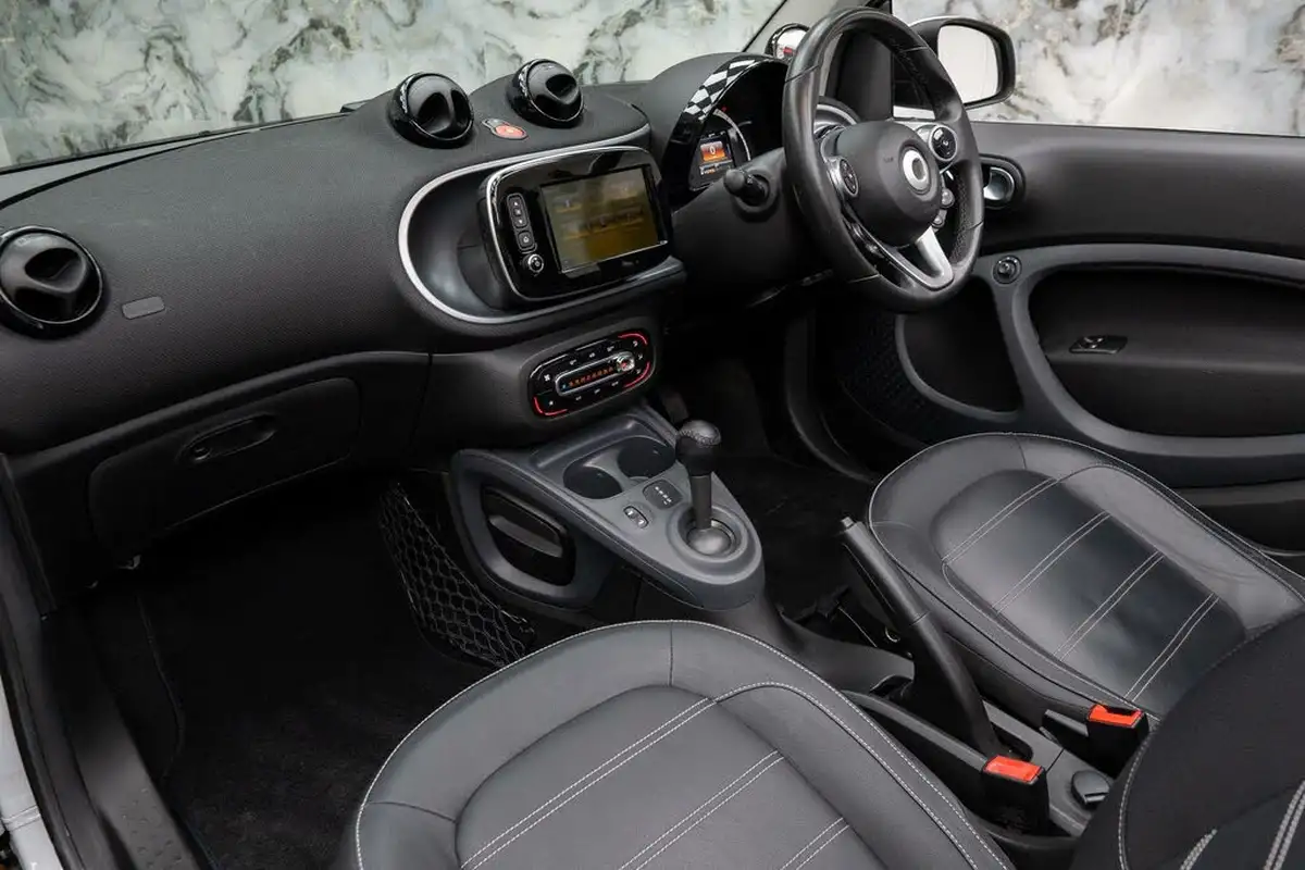 2018-smart-fortwo-10-prime-70bhp-premiumss-cabriolet-twinamic-big-12
