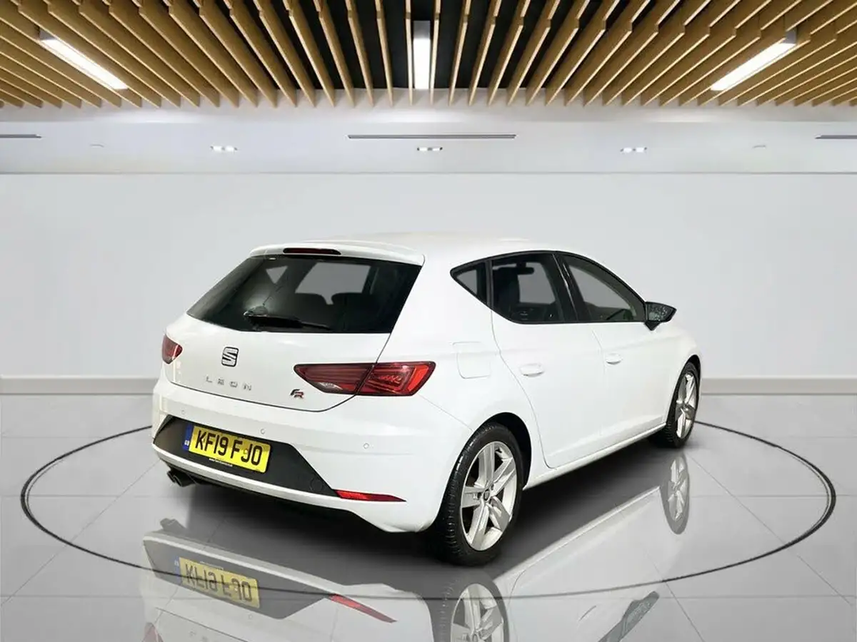 2019-seat-leon-20tdi-fr-hatchback-big-5