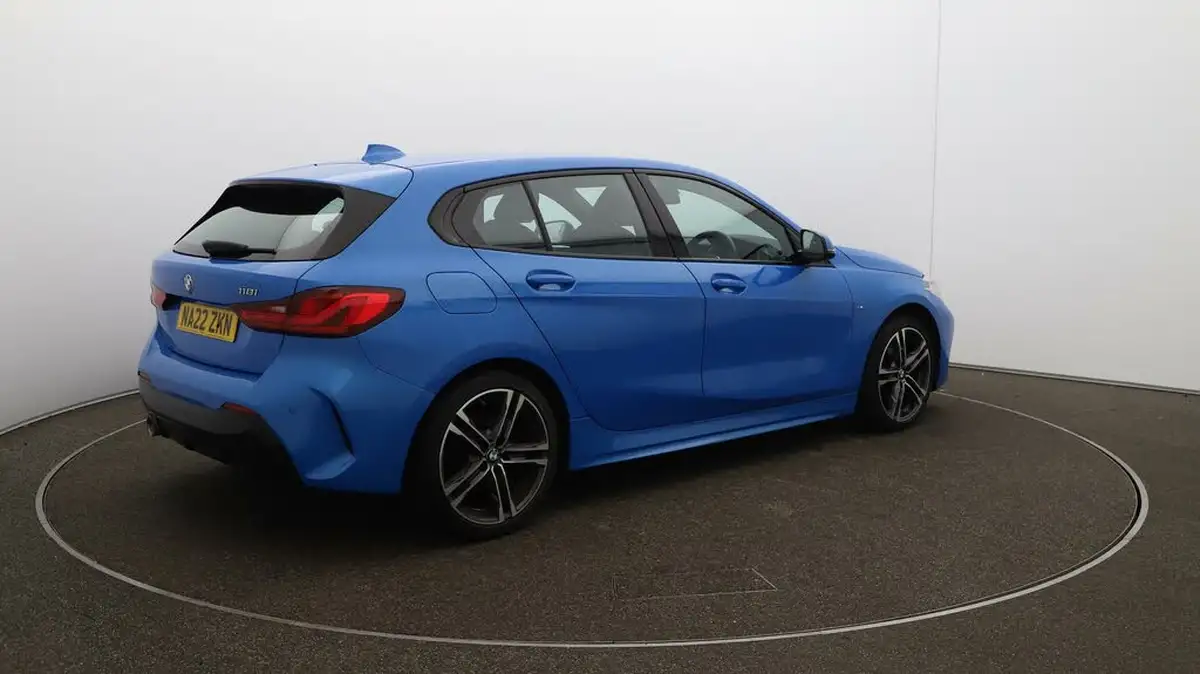 2022-bmw-1-series-15-118i-m-sport-lcp-dct-big-45