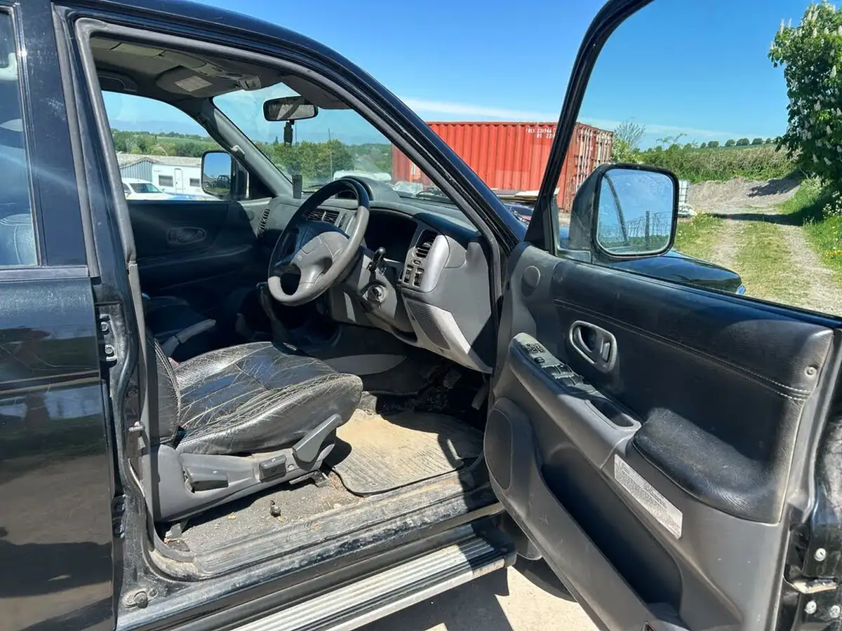 2004-mitsubishi-shogun-sport-25td-warrior-big-8