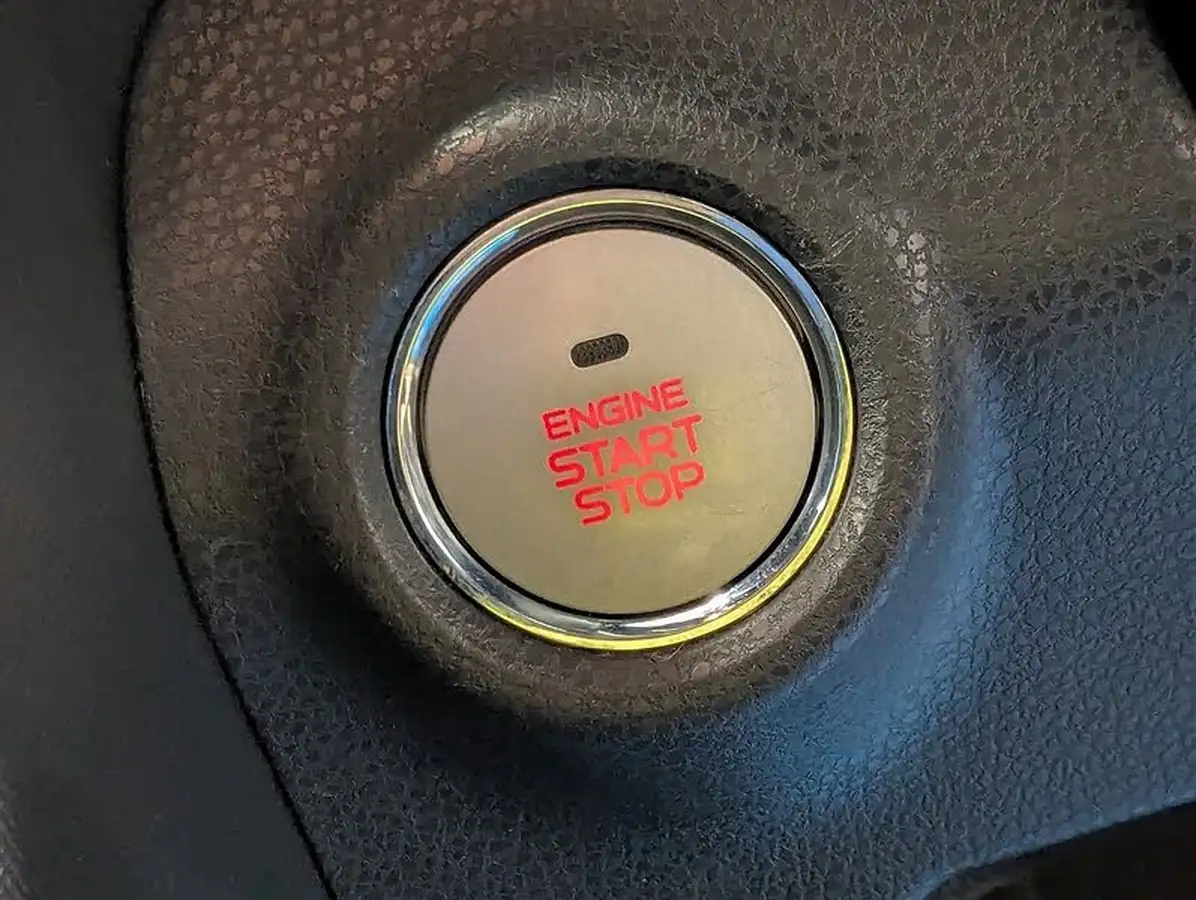 2018-isuzu-d-max-19td-blade-big-29