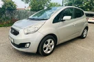 2012-kia-venga-16-3-auto-small-3