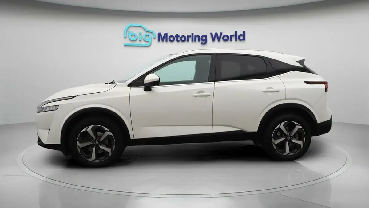 2022-nissan-qashqai-13-dig-t-n-connecta-140ps-big-4