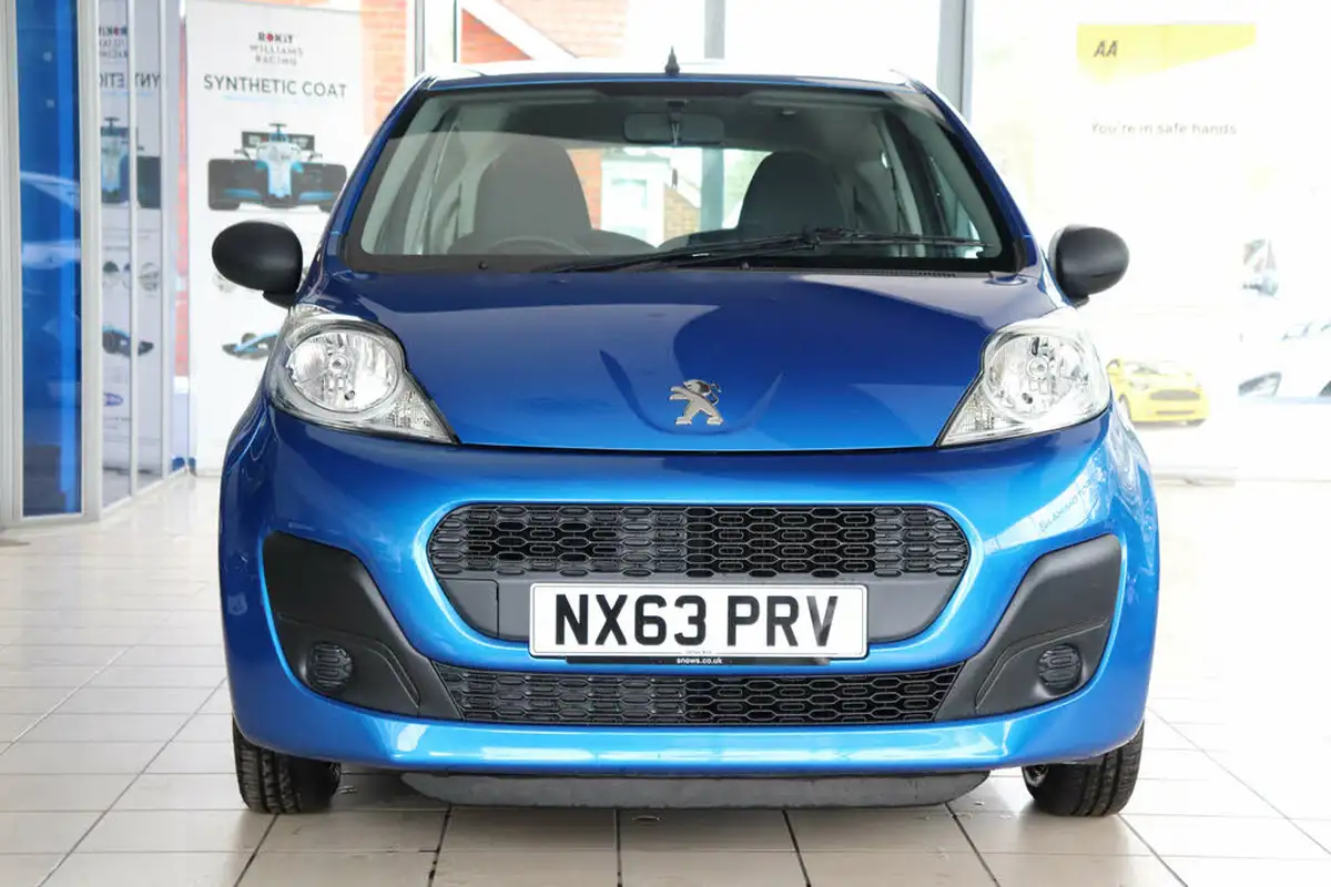 2013-peugeot-107-10-access-big-10