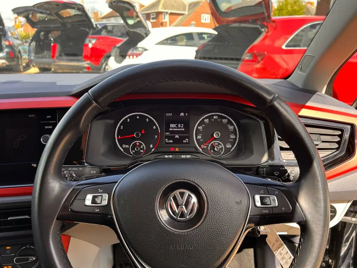 2020-volkswagen-polo-10-tsi-beats-dsg-big-30