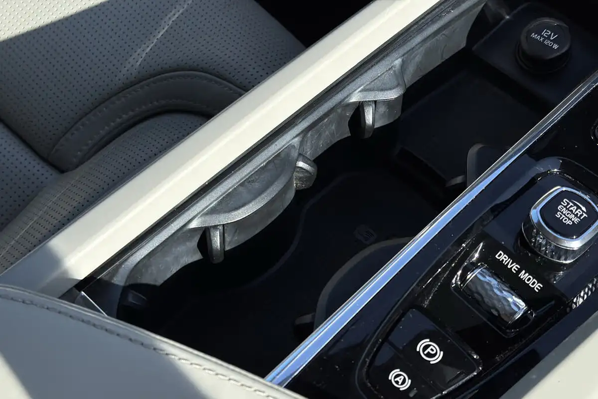 2020-volvo-xc60-20-t8-inscription-pro-big-29