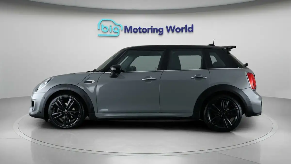 2019-mini-cooper-15-cooper-sport-hatchback-5d-big-4