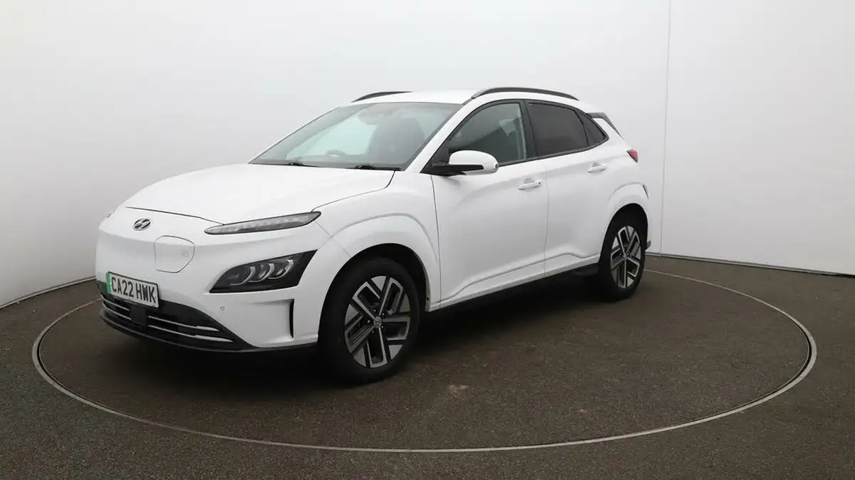 2022-hyundai-kona-e-premium-204ps-64kwh-7kw-obc-big-3