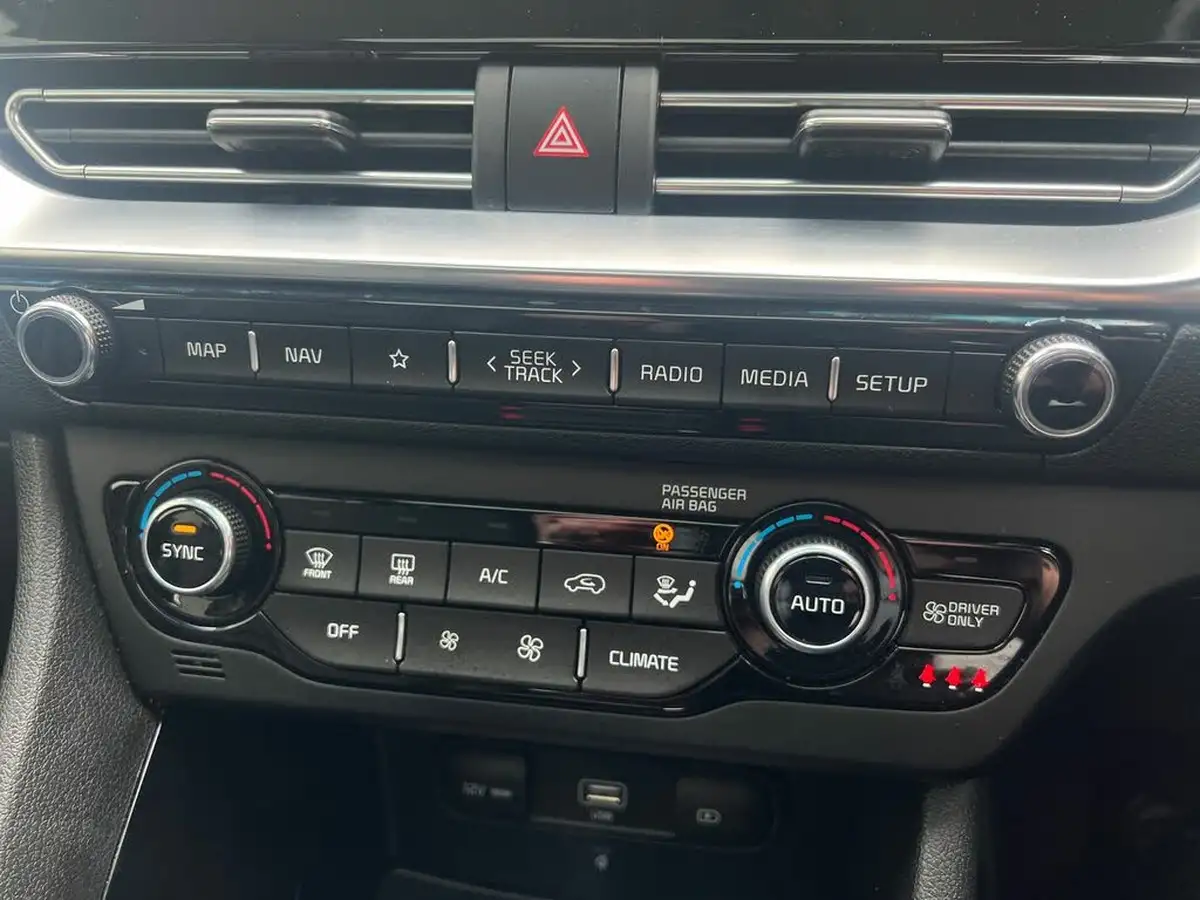 2022-kia-niro-16-gdi-4-139bhp-132kwh-big-27