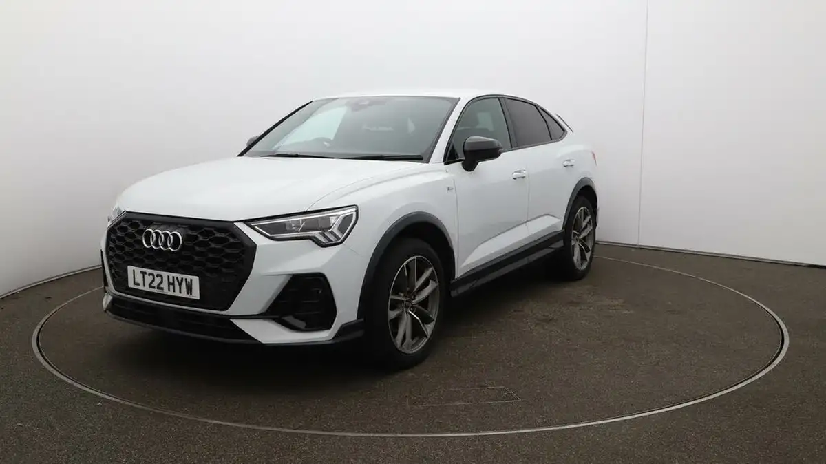 2022-audi-q3-15-35-tfsi-black-edition-cod-sportback-s-tronic-big-29