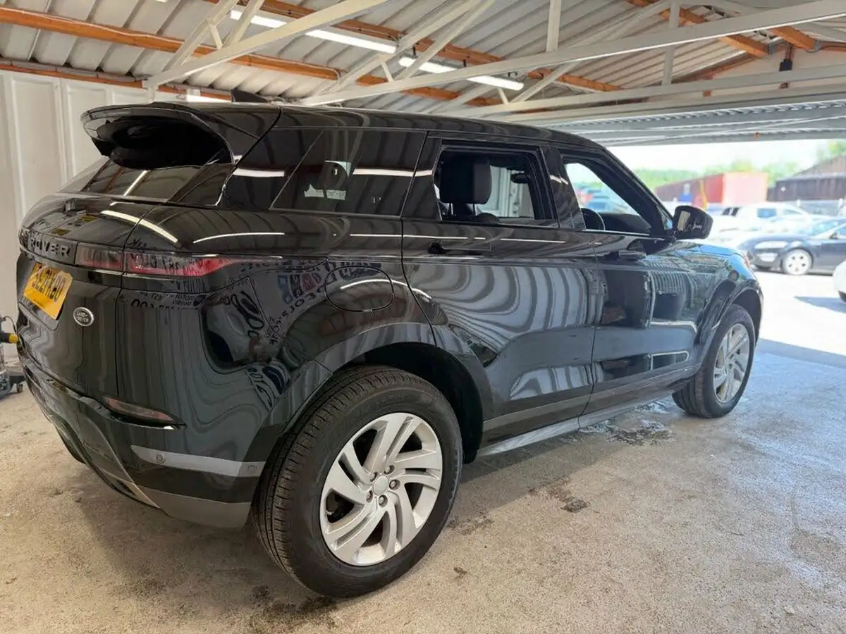2021-land-rover-range-rover-evoque-15-p300e-r-dynamic-s-big-13
