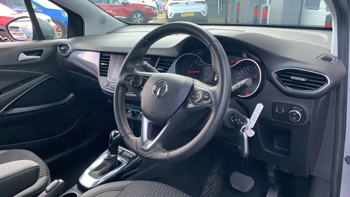 2020-vauxhall-crossland-x-12-elite-nav-130ps-turbo-auto-big-10