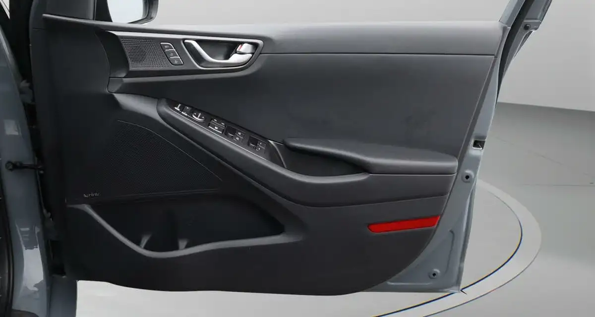 2021-hyundai-ioniq-16-gdi-premium-se-hybrid-big-15