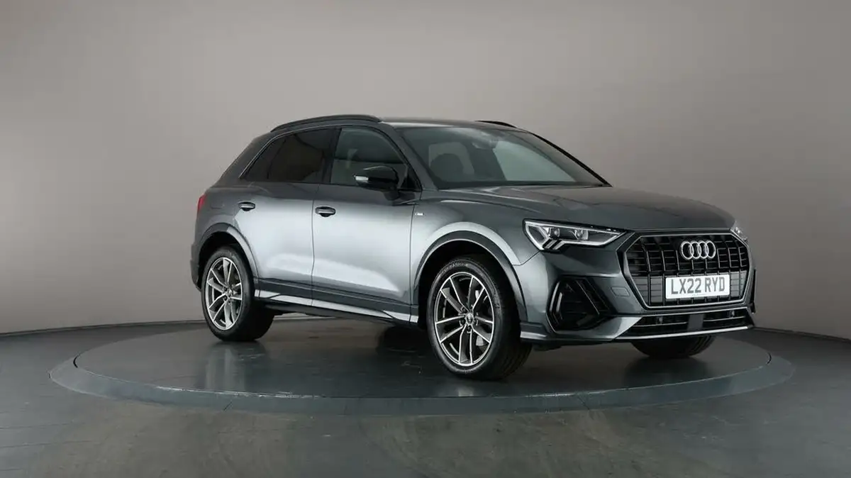 2022-audi-q3-15-35-tfsi-black-edition-codcomfort-sound-pack-station-wagon-big-49
