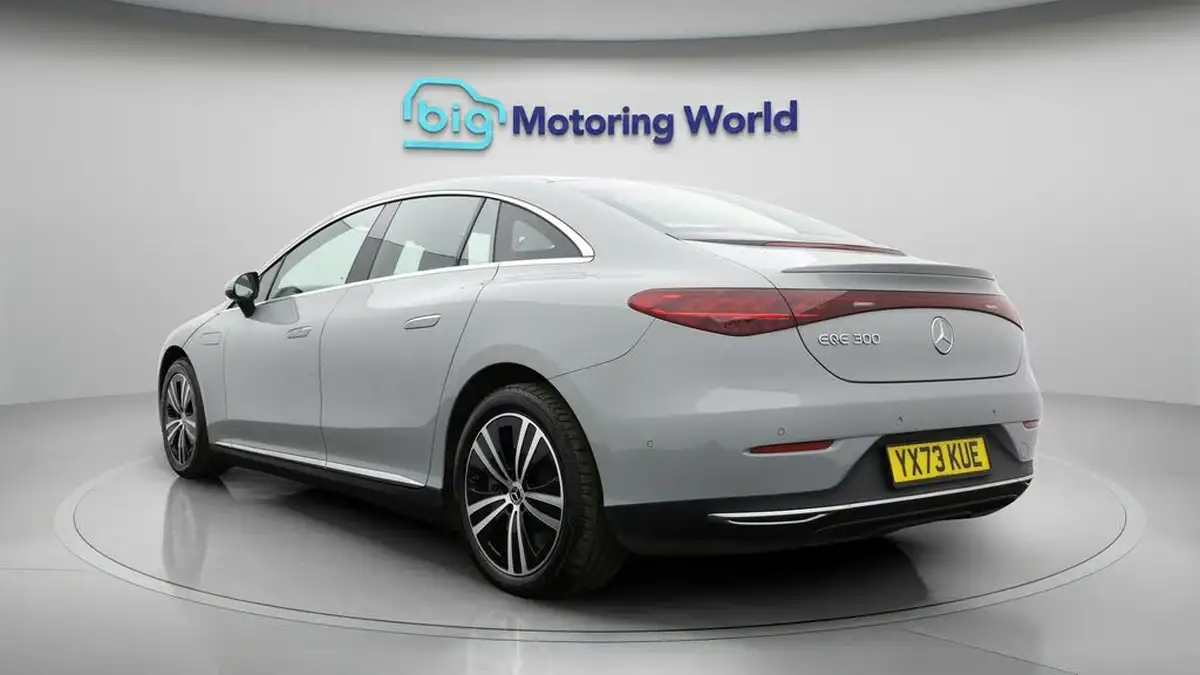 2023-mercedes-benz-eqe-e-eqe-300-sport-edition-big-5