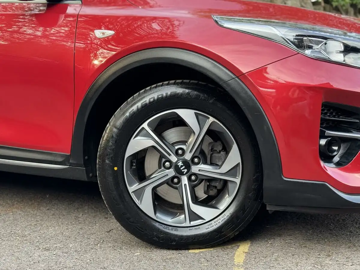 2020-kia-xceed-10-t-gdi-2-big-11