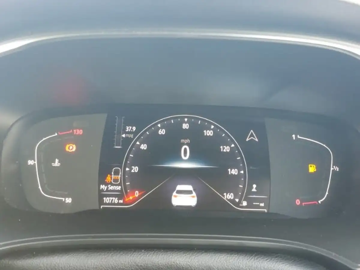 2021-renault-megane-13-tce-iconic-sport-tourer-big-9
