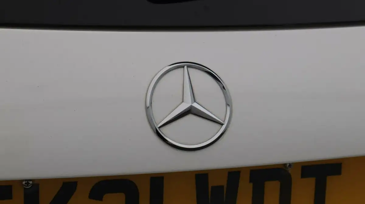 2021-mercedes-benz-a-class-20d-a180d-amg-line-hatchback-5d-8g-dct-big-20