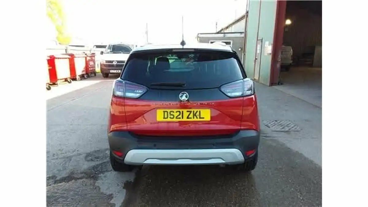 2021-vauxhall-crossland-12-sri-nav-130ps-big-1