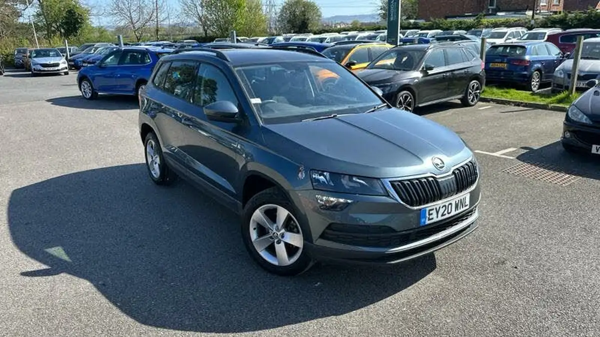 2020-skoda-karoq-15-tsi-se-dsg-big-26