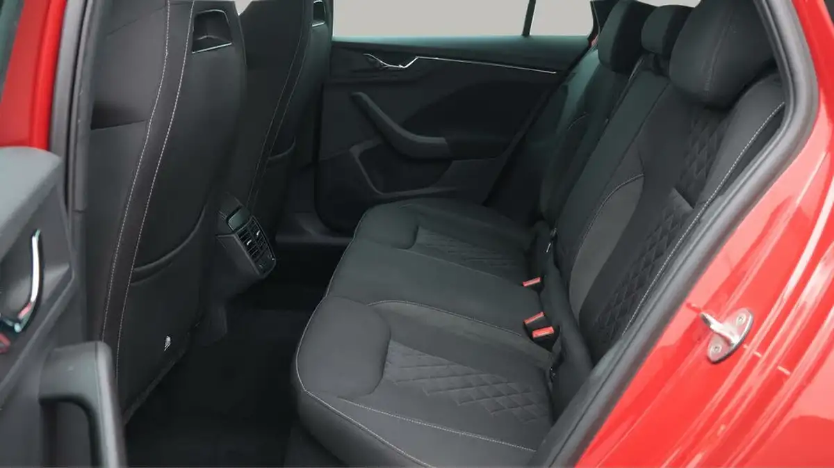 2020-skoda-scala-15-tsi-se-l-big-16