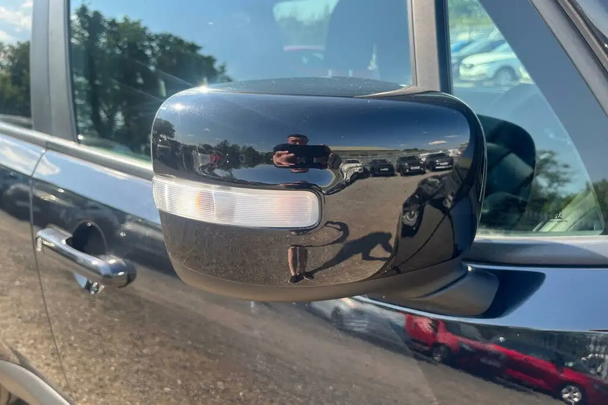 2022-jeep-renegade-10-gse-night-eagle-big-28